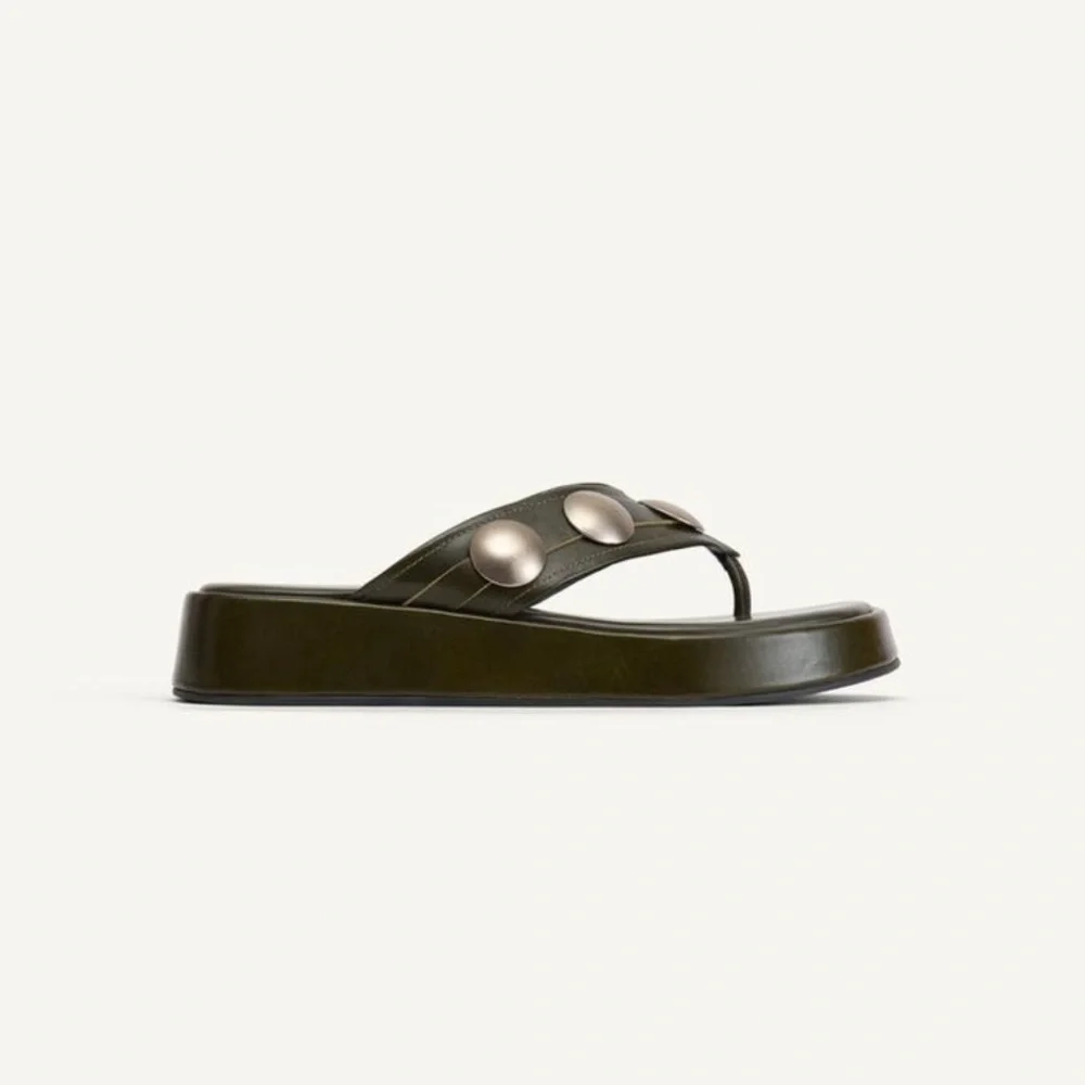 Zara Platform Thong Sandals with Stud Accents - Picture 3 of 6